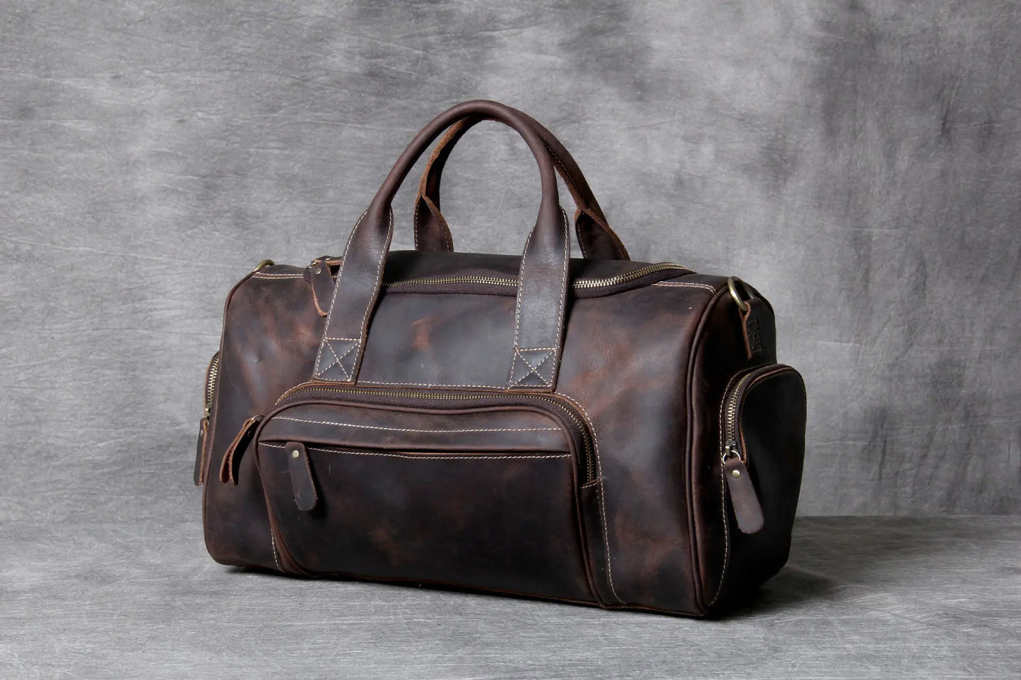 European Retro Leather Travel Bag for Men and Women