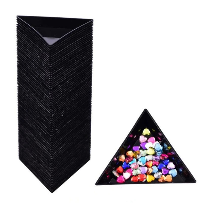 Set of 10 Bead Sorting Trays | Plastic Triangle Trays | Rhinestone & Sequin Organizer for Jewelry Making