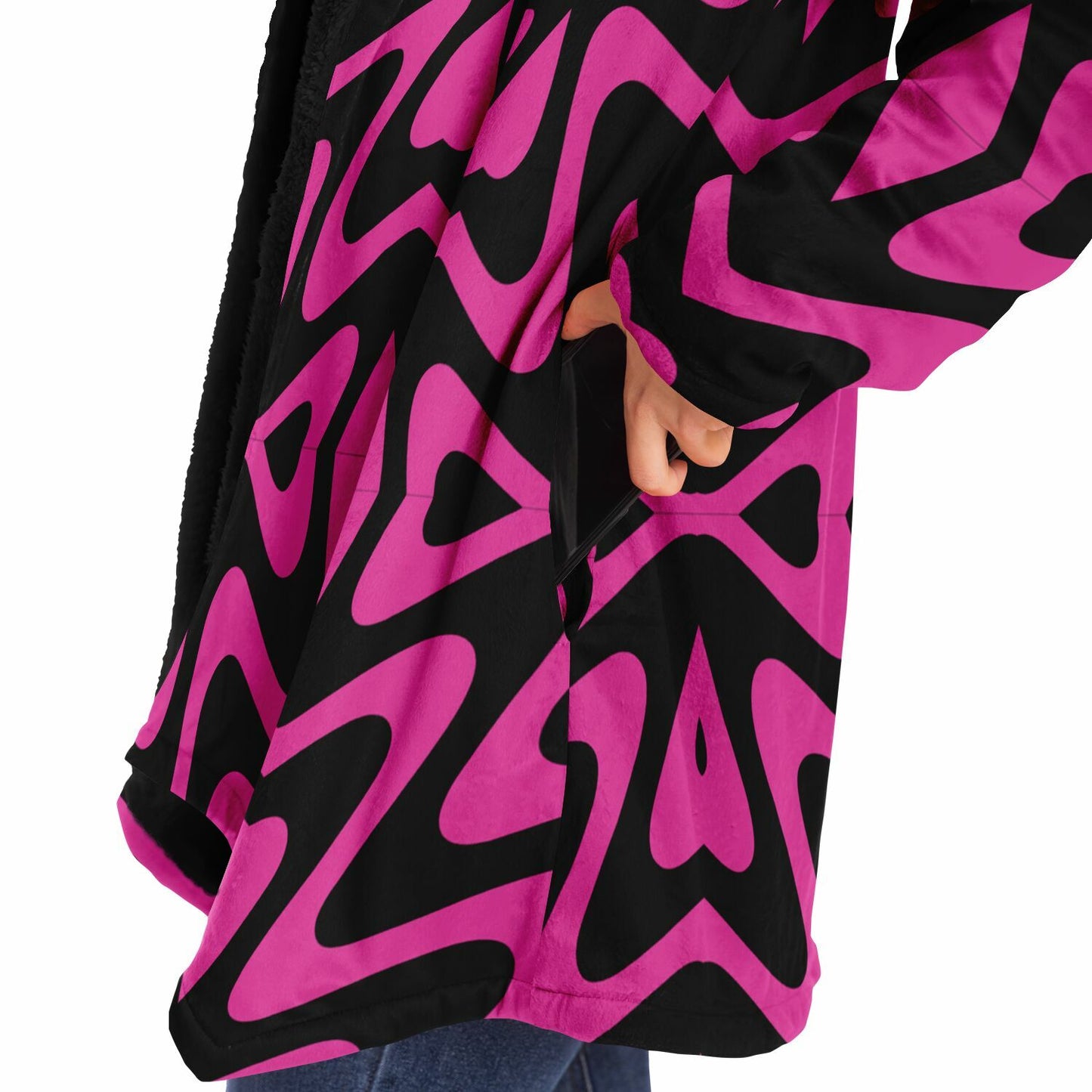 Microfleece Cloak – Pink & Black Hippie Bolo 🌸 Because Regular Cloaks Are Boring